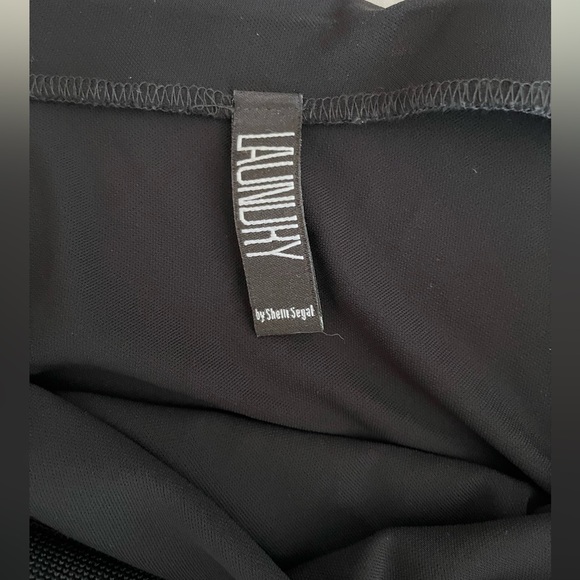 Laundry Black Asymmetrical Skirt with Diamond Embellishment on Side (Size Small) - Picture 9 of 9